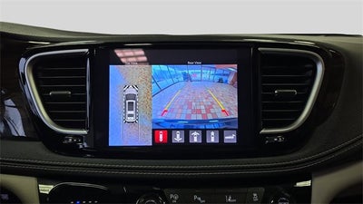 2022 Chrysler Pacifica Hybrid Limited