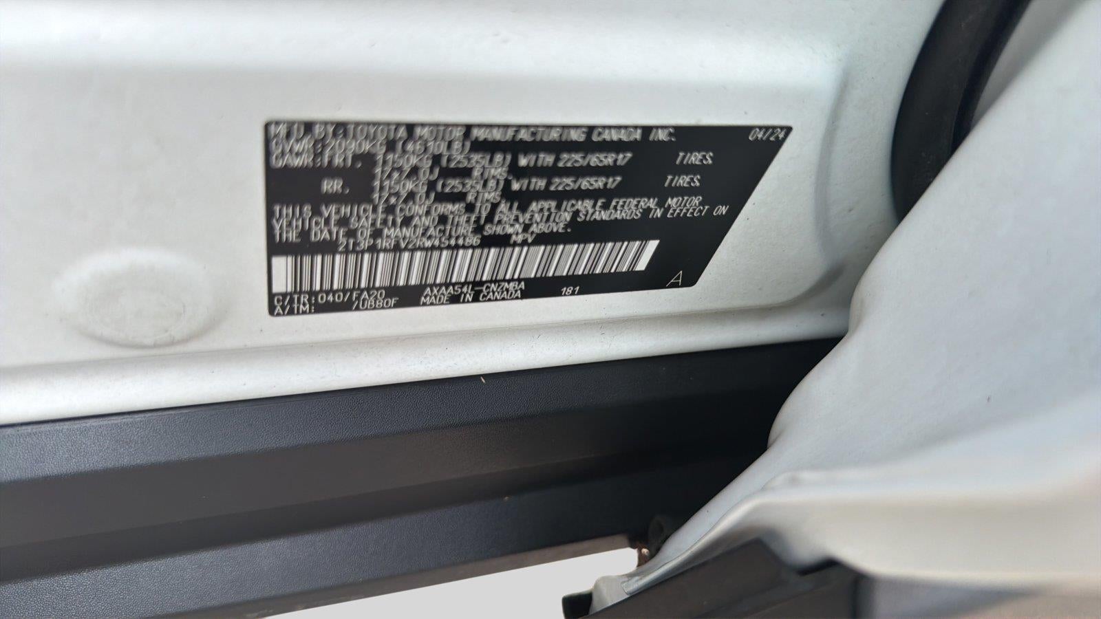 2024 Toyota RAV4 XLE