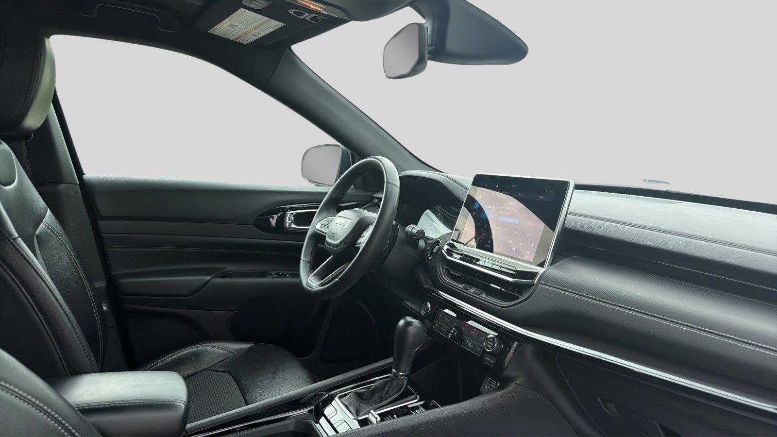 2023 Jeep Compass Altitude