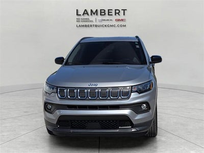 2022 Jeep Compass Latitude Lux