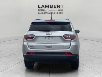 2023 Jeep Compass Latitude Lux