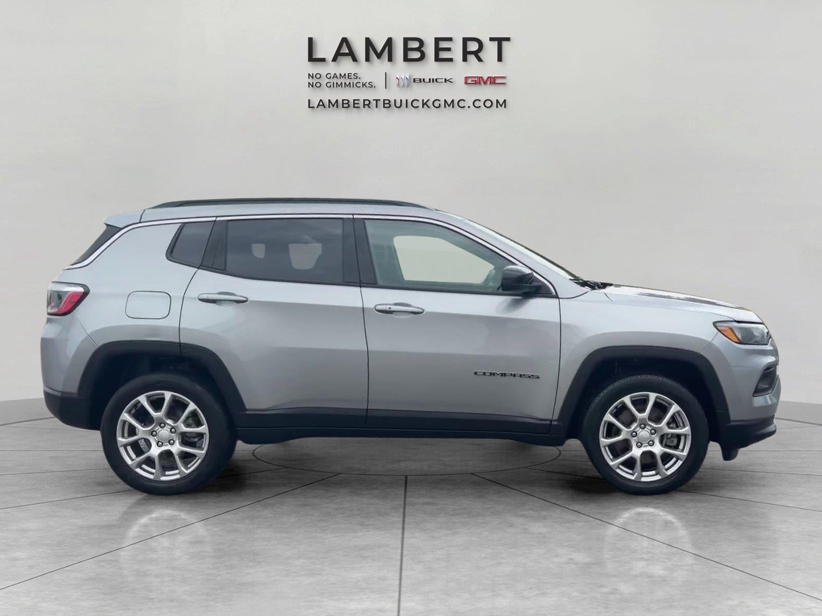 2023 Jeep Compass Latitude Lux