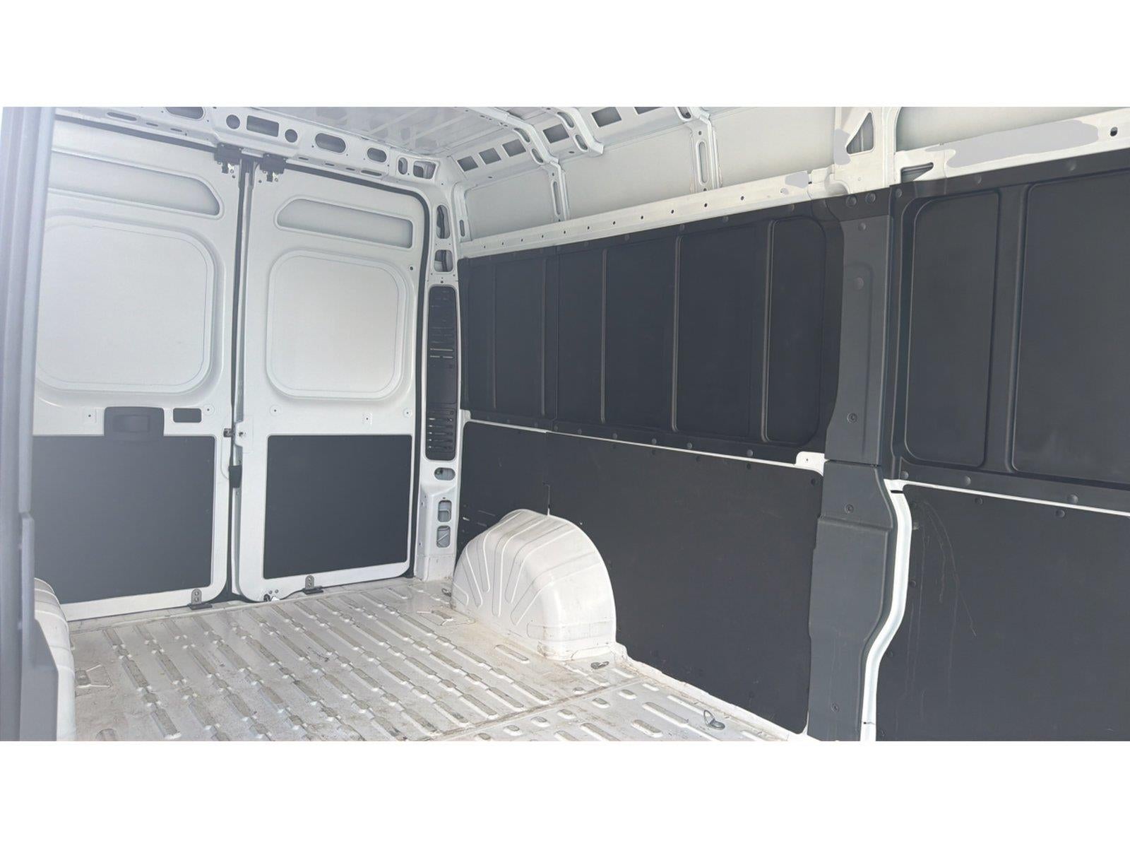 2026 RAM ProMaster Cargo Van Tradesman