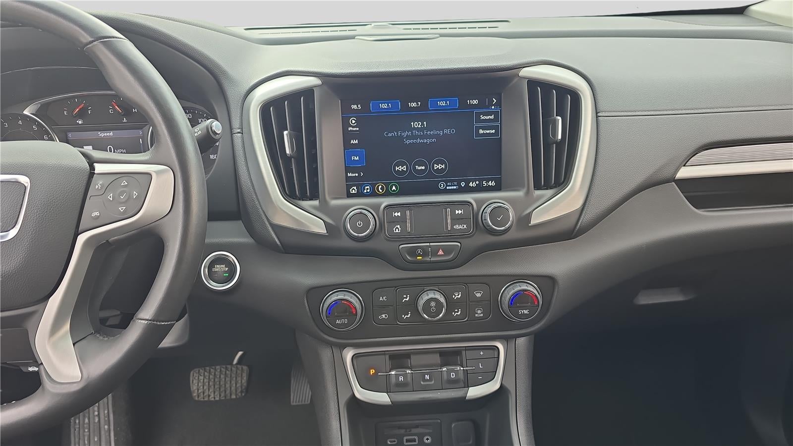 2022 GMC Terrain SLT
