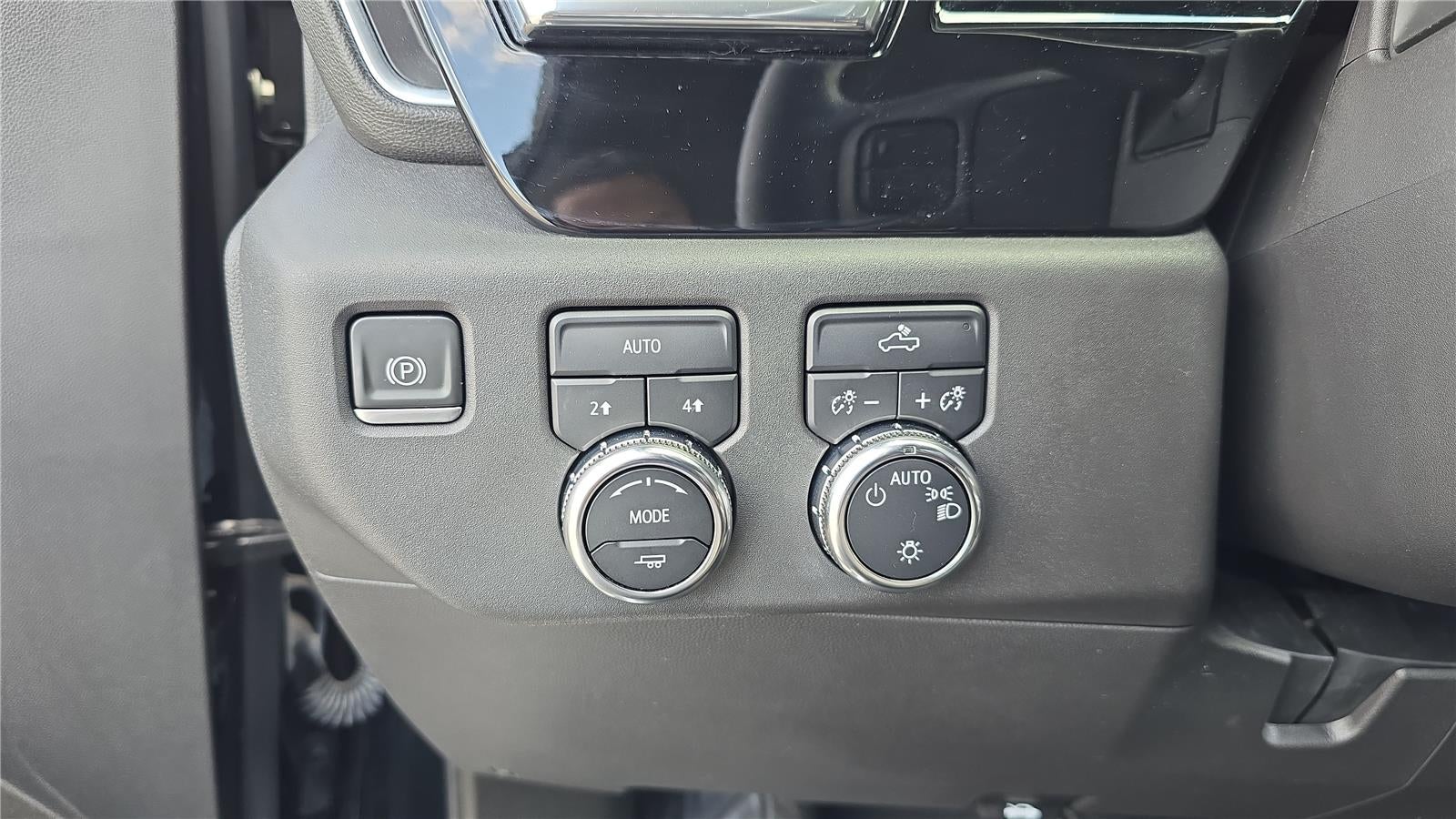 2023 GMC Sierra 1500 SLE
