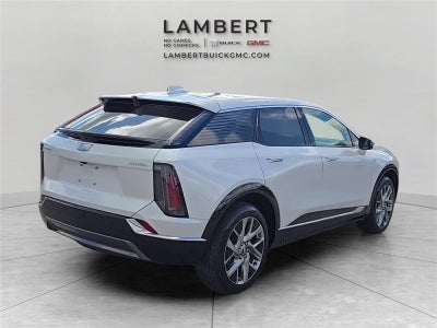 2025 Cadillac OPTIQ Luxury 2