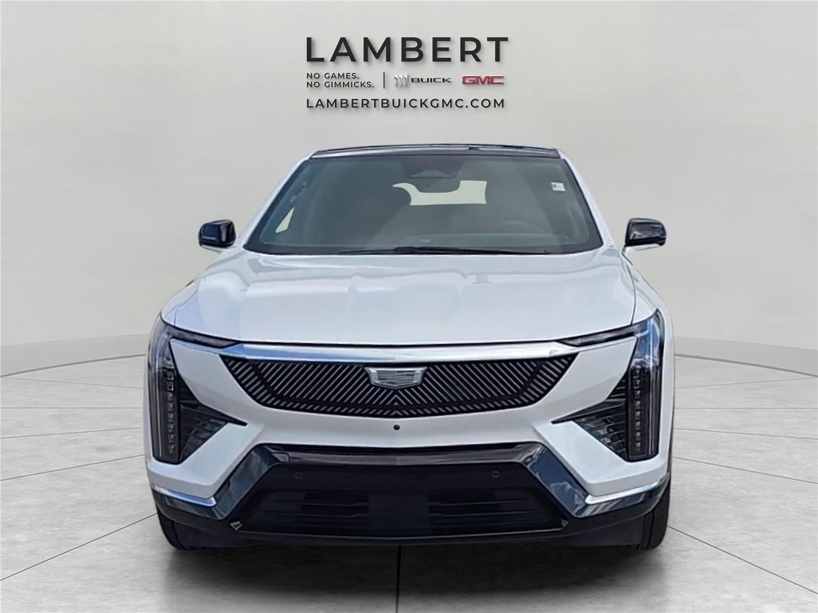 2025 Cadillac OPTIQ Luxury 2