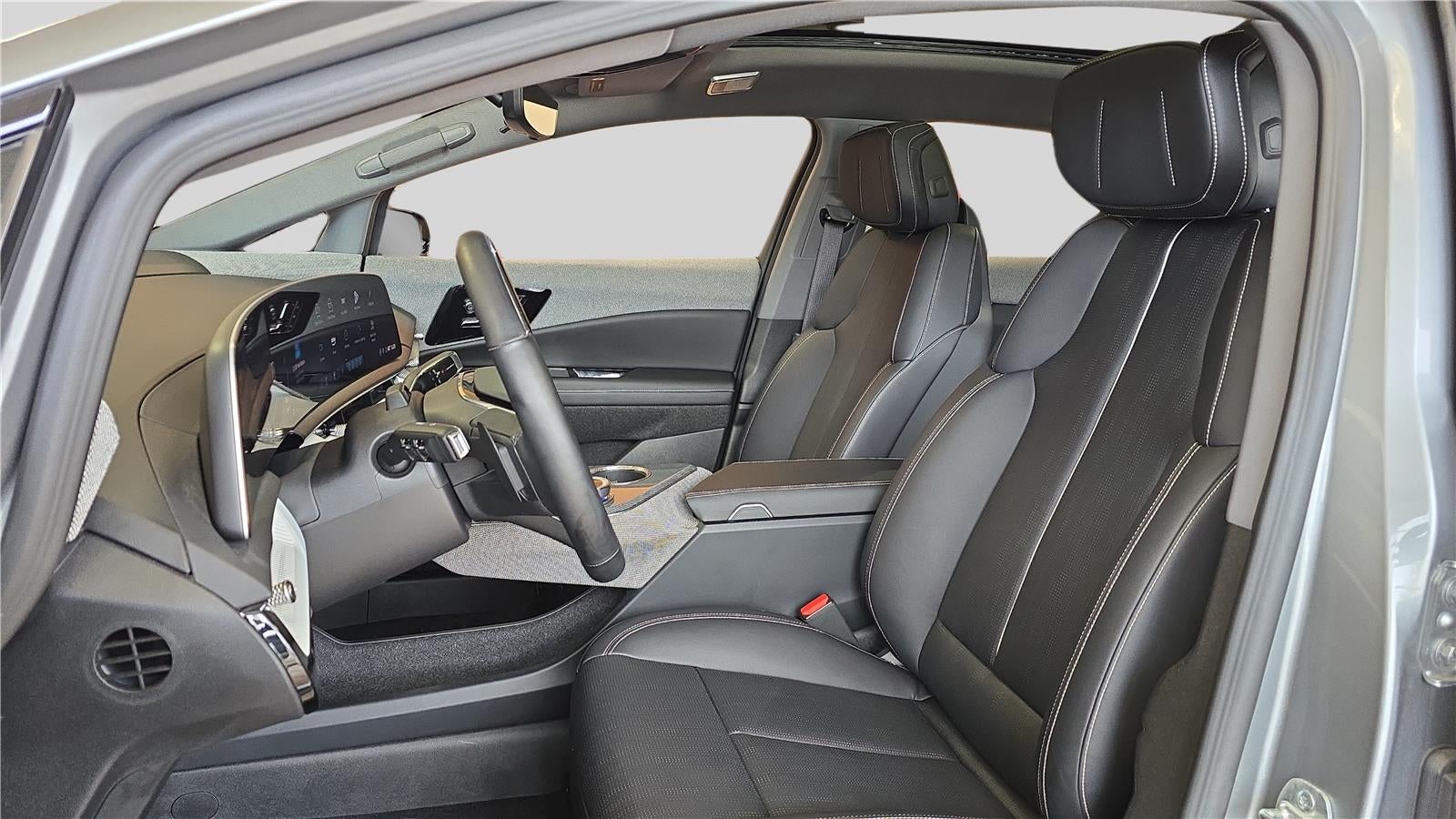 2025 Cadillac OPTIQ Sport 2