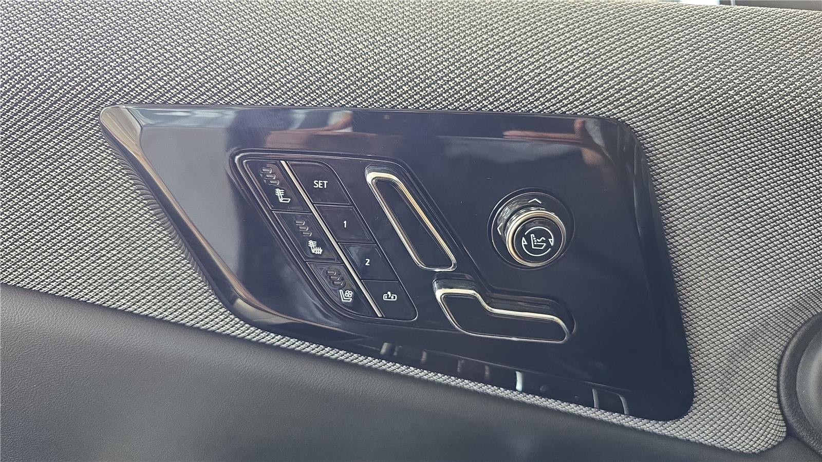2025 Cadillac OPTIQ Sport 2