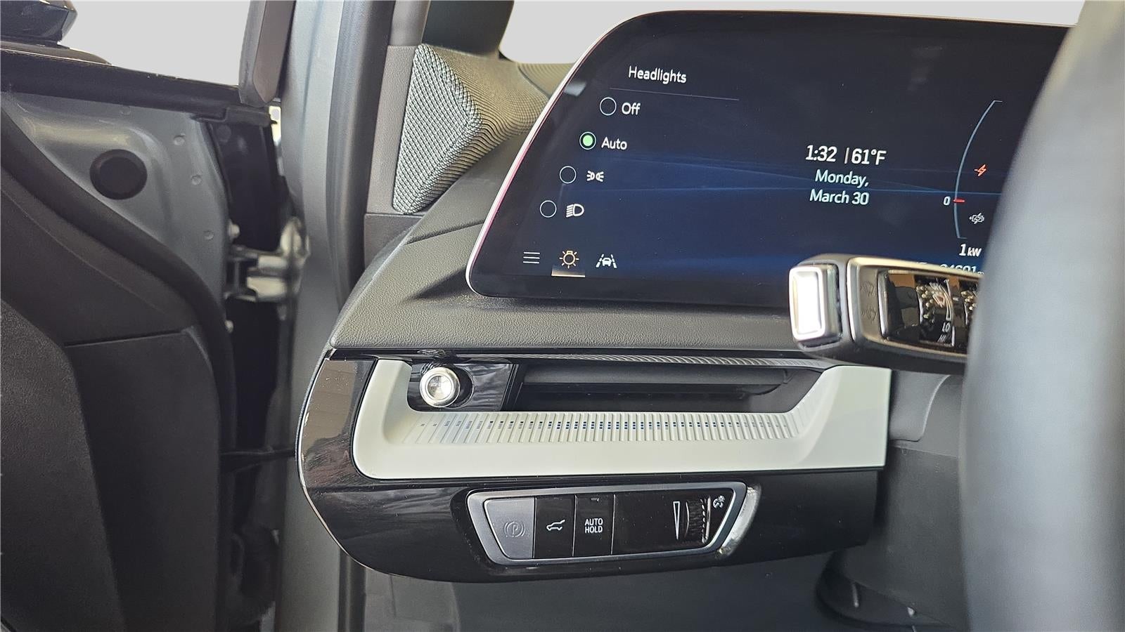 2025 Cadillac OPTIQ Sport 2