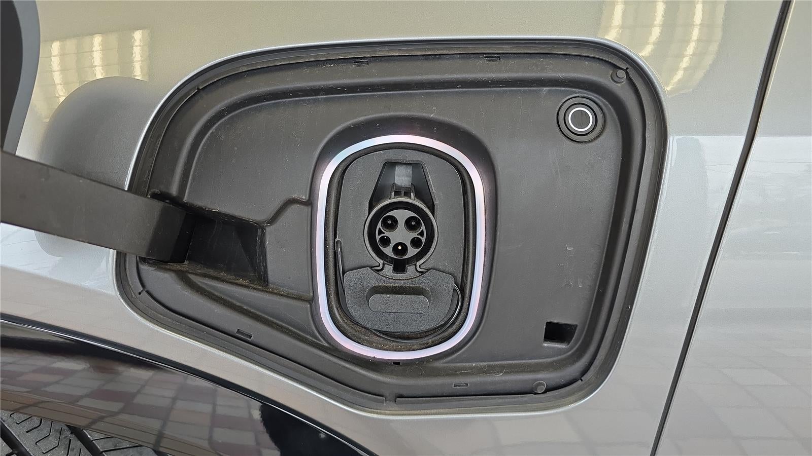 2025 Cadillac OPTIQ Sport 2