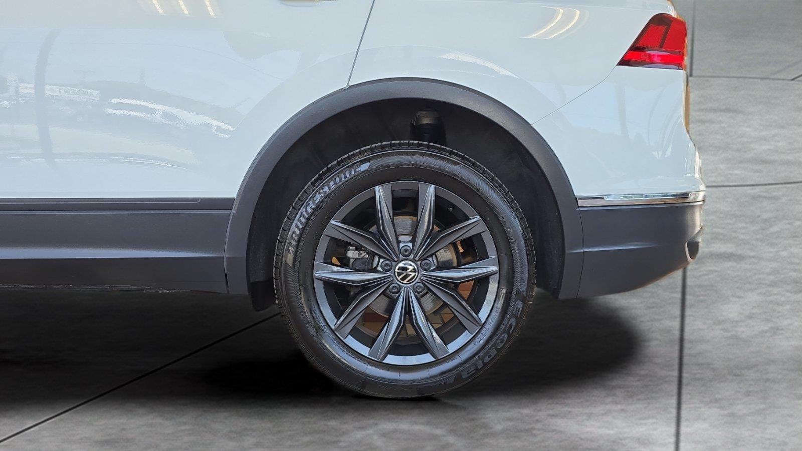 2024 Volkswagen Tiguan SE