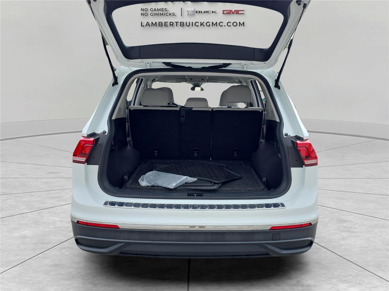 2023 Volkswagen Tiguan S