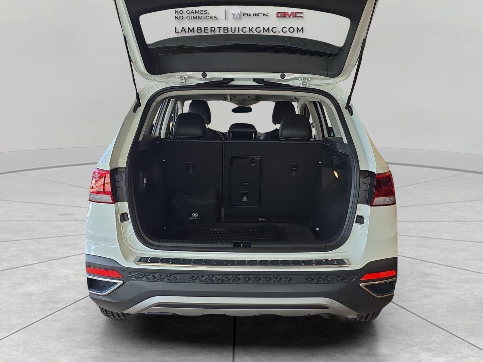 2023 Volkswagen Taos SE