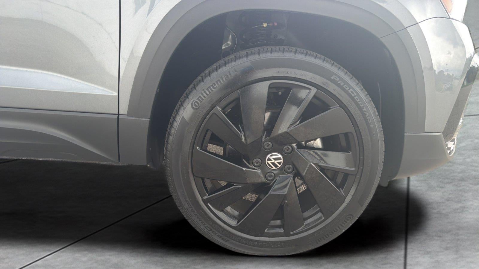 2024 Volkswagen Taos SE