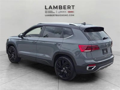 2024 Volkswagen Taos SE