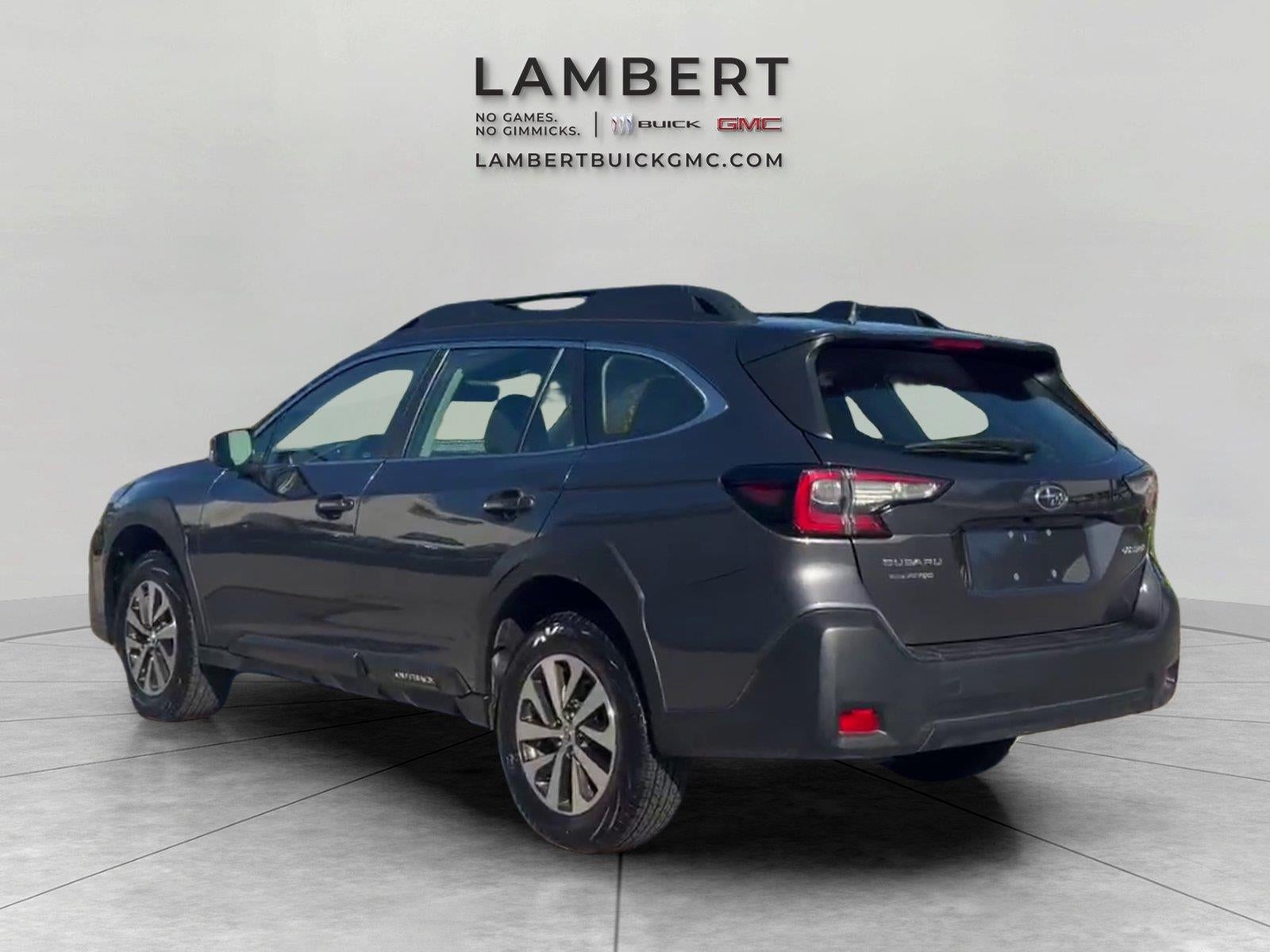 2025 Subaru Outback Base