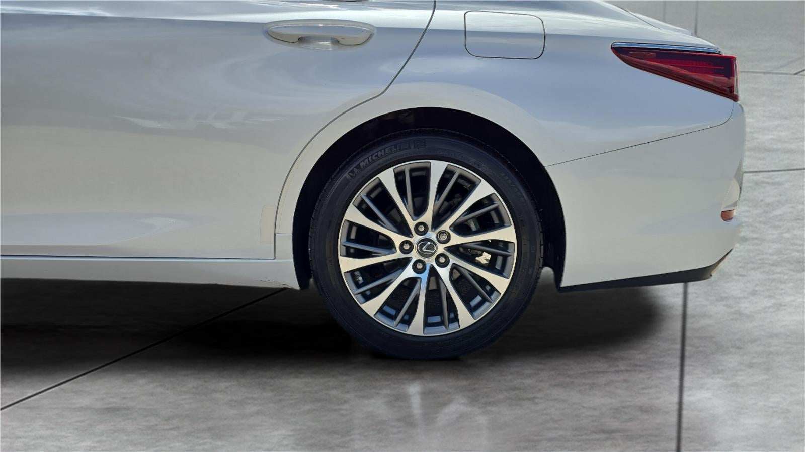 2019 Lexus ES ES 350