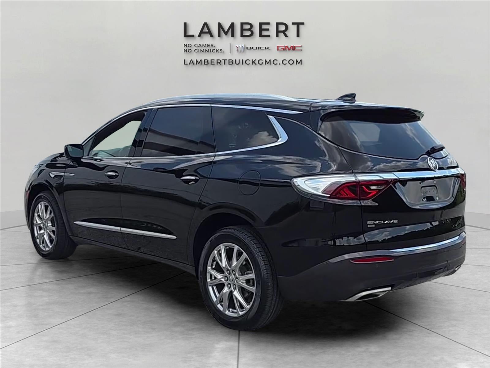 2023 Buick Enclave Essence