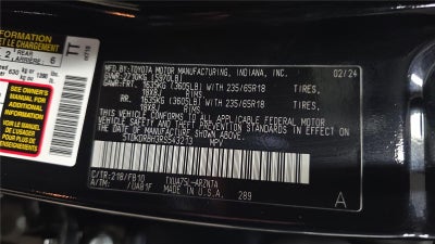 2024 Toyota Highlander LE