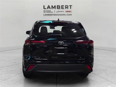 2024 Toyota Highlander LE