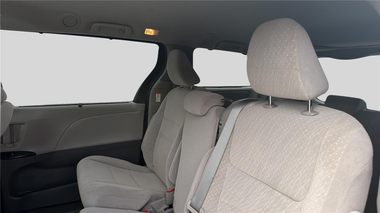 2020 TOYOTA TRUCK SIENNA LE