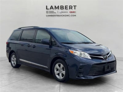 2020 TOYOTA TRUCK SIENNA LE