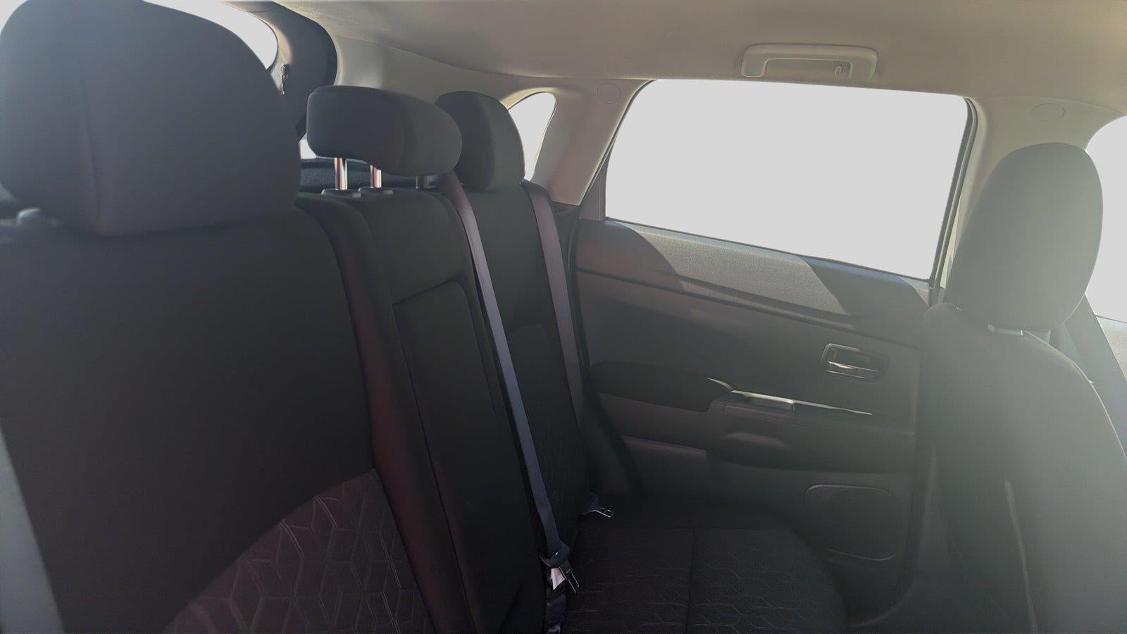 2023 Mitsubishi Outlander Sport ES