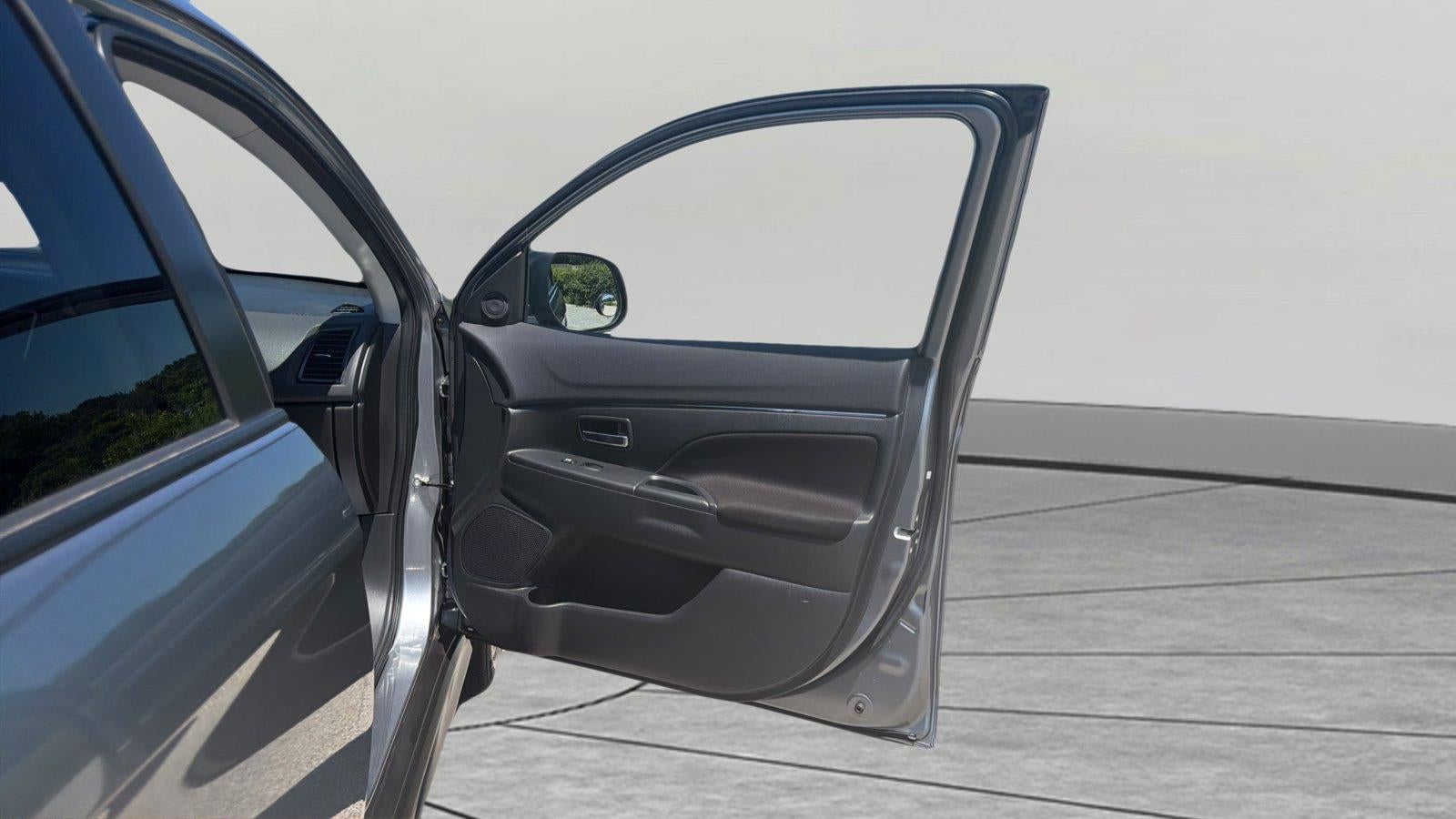 2023 Mitsubishi Outlander Sport ES