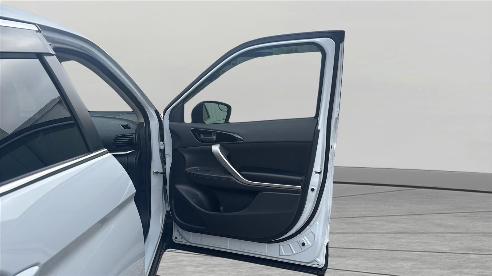 2025 Mitsubishi Eclipse Cross ES