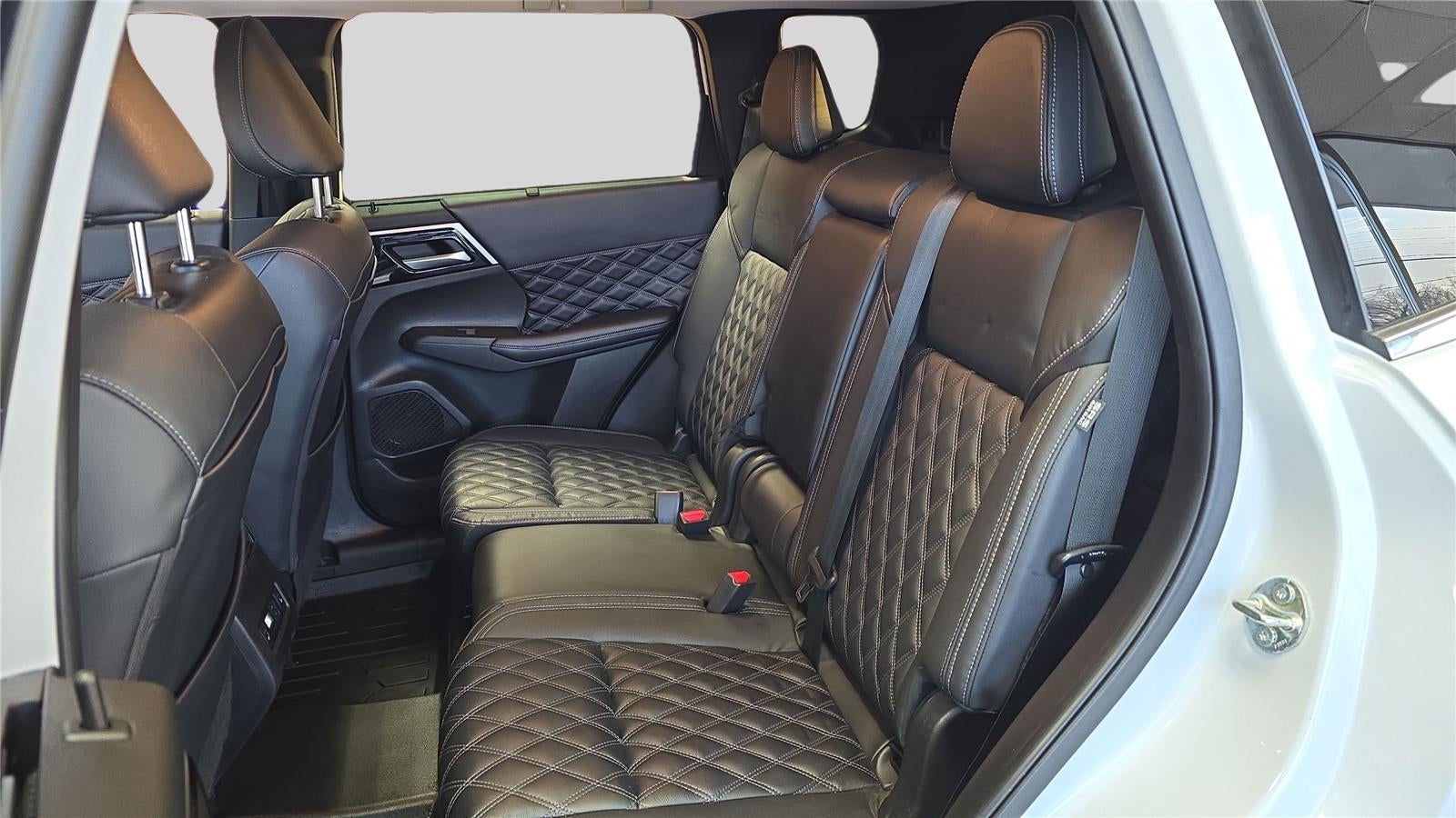 2023 Mitsubishi Outlander SEL