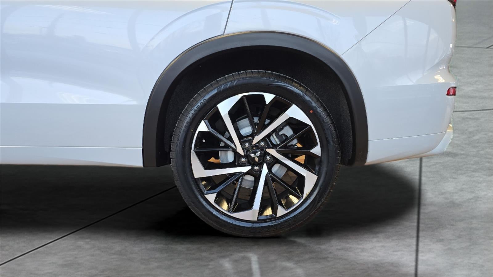 2023 Mitsubishi Outlander SEL