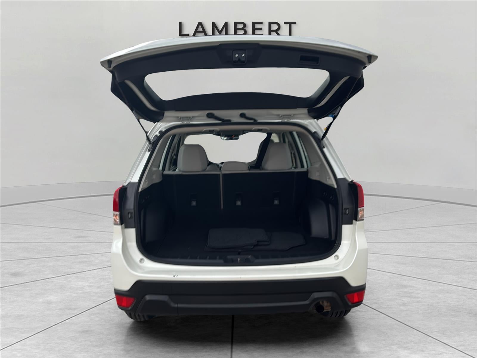 2023 Subaru Forester Base