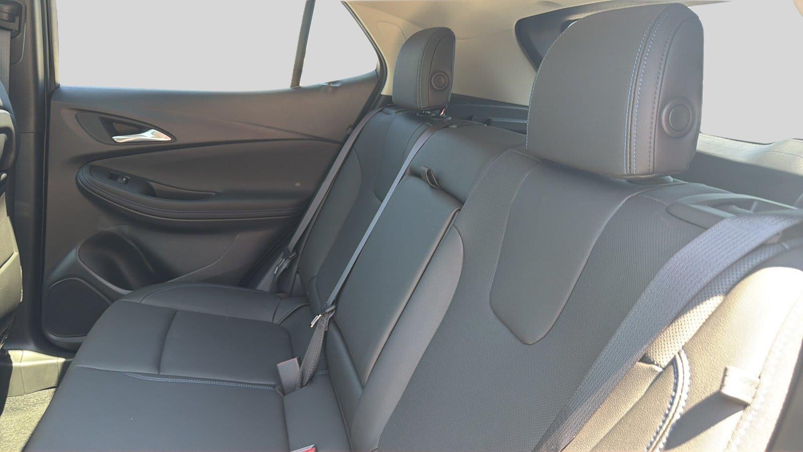 2026 Buick Encore GX Sport Touring - Photo 18