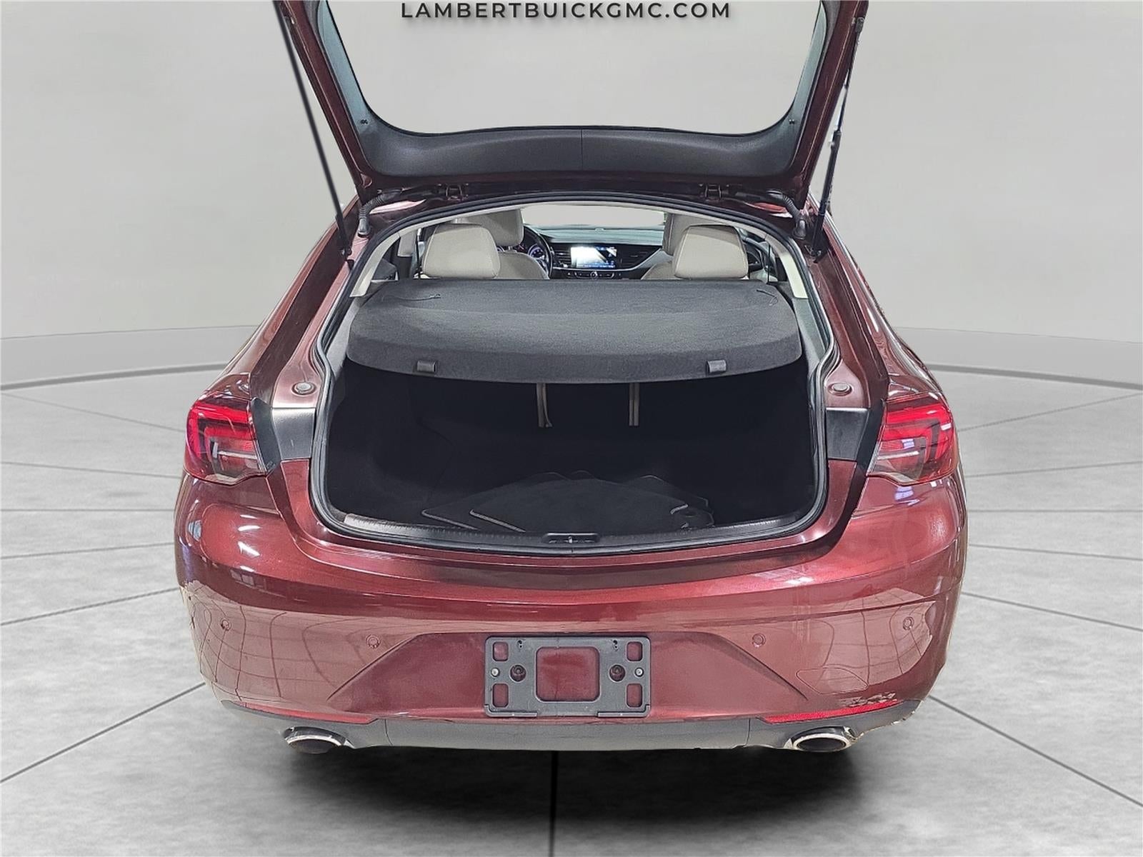 2018 Buick Regal Sportback Essence