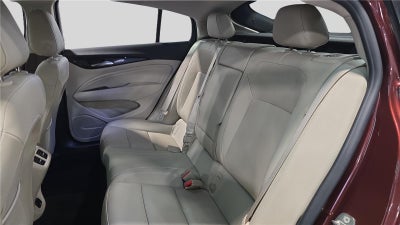 2018 Buick Regal Sportback Essence