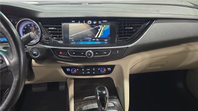 2018 Buick Regal Sportback Essence