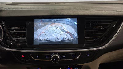 2018 Buick Regal Sportback Essence