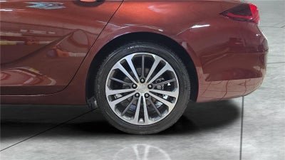 2018 Buick Regal Sportback Essence