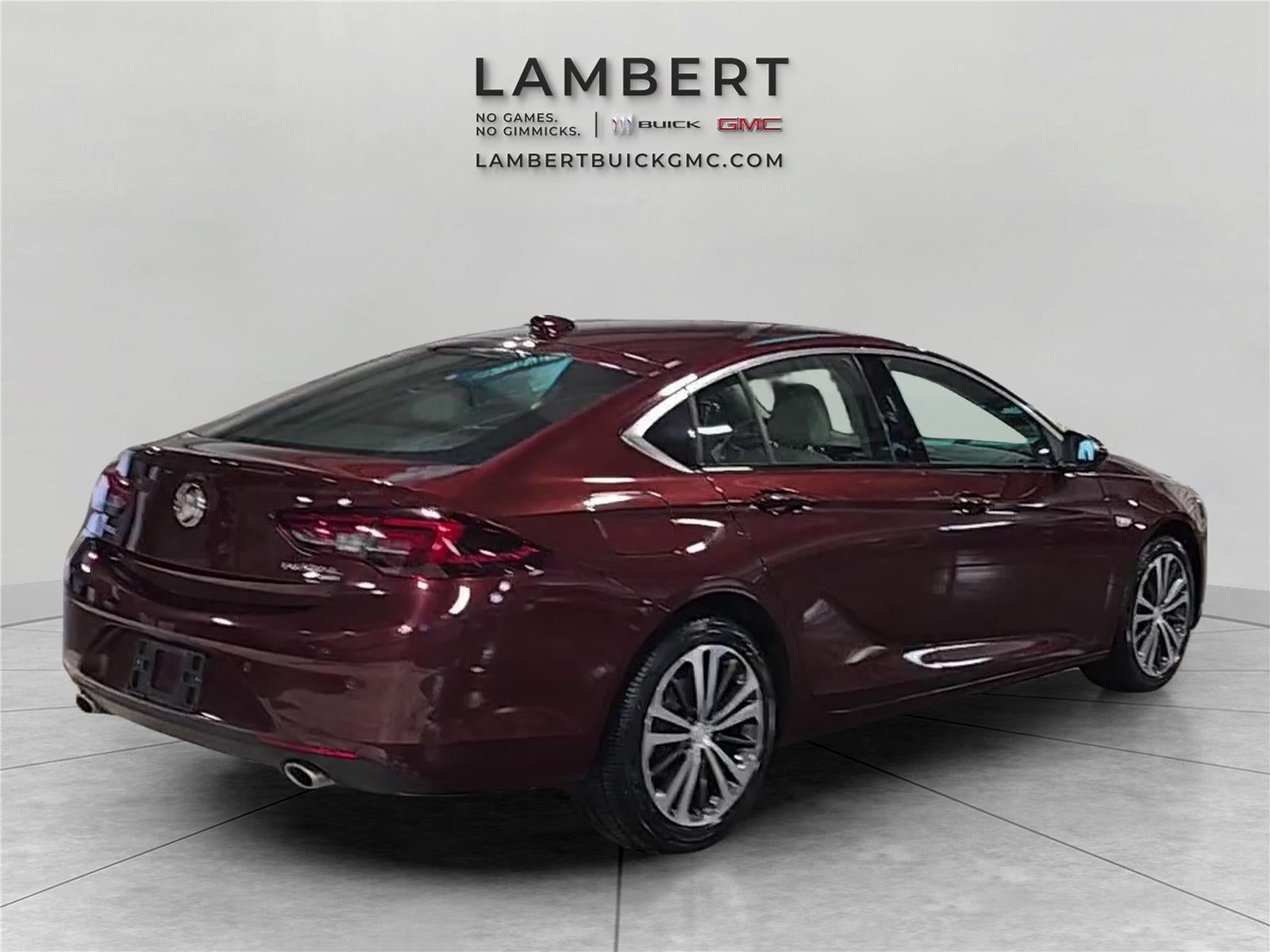 2018 Buick Regal Sportback Essence