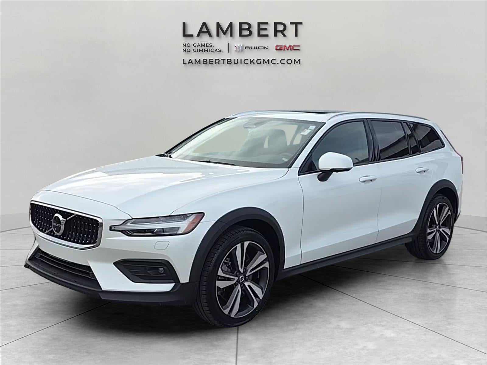 2025 Volvo V60 Cross Country Plus