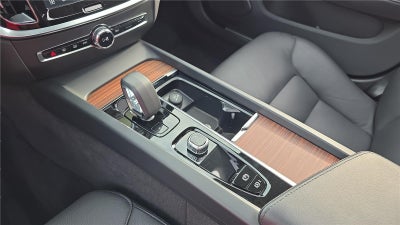 2025 Volvo V60 Cross Country Plus