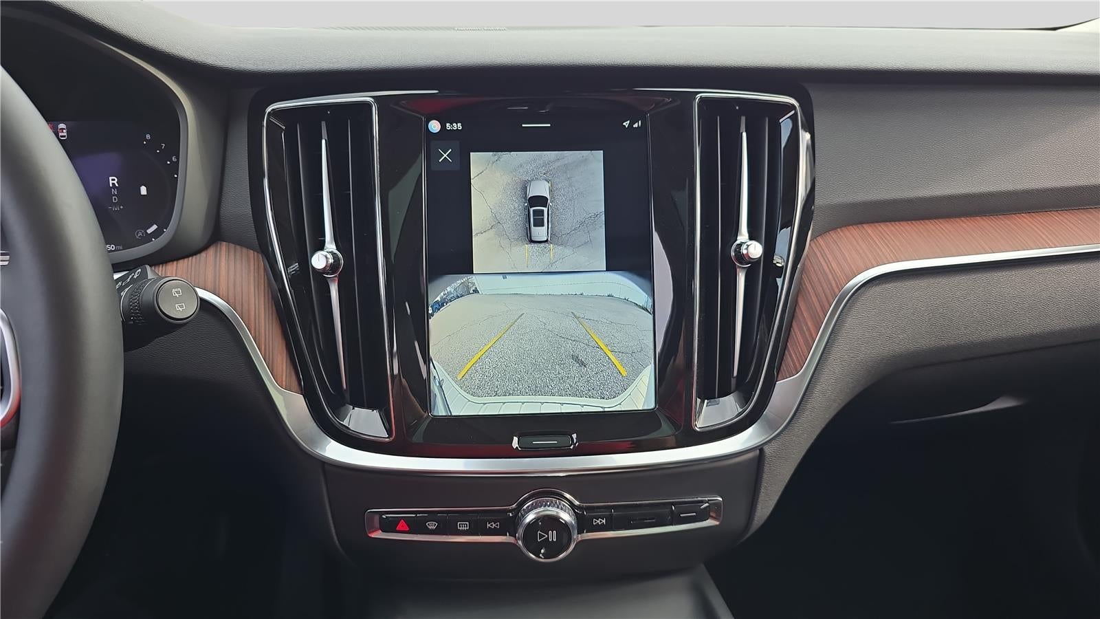 2025 Volvo V60 Cross Country Plus