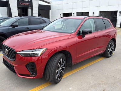 2025 Volvo XC60 Plus