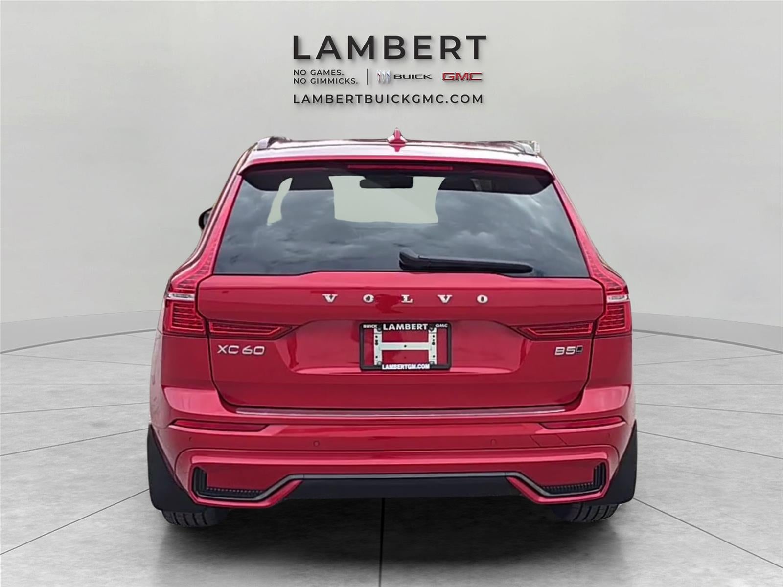 2025 Volvo XC60 Plus